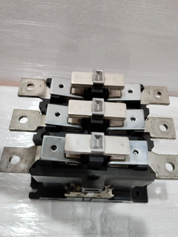 Siemens 3Tf57 475A Contactor Superior Quality Product - Taj Electricals