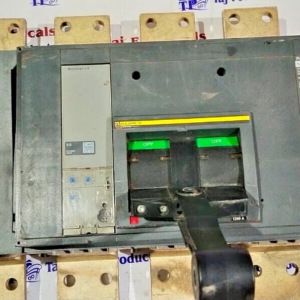 Square D Rj 1200 Rjf46120Cu31A 1200A 4 Pole Circuit Breaker Normal Body Broken